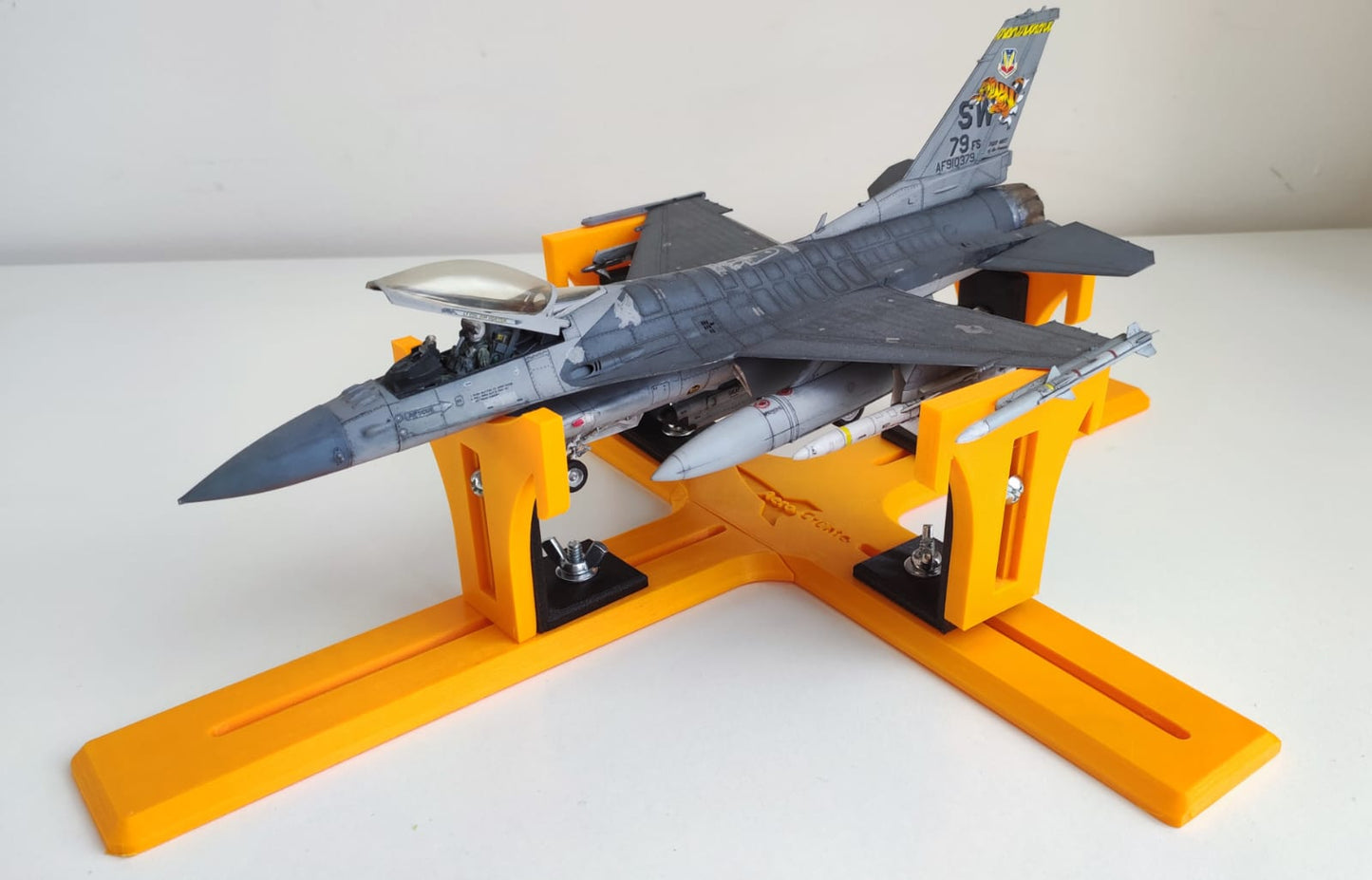 Scale Model Holder