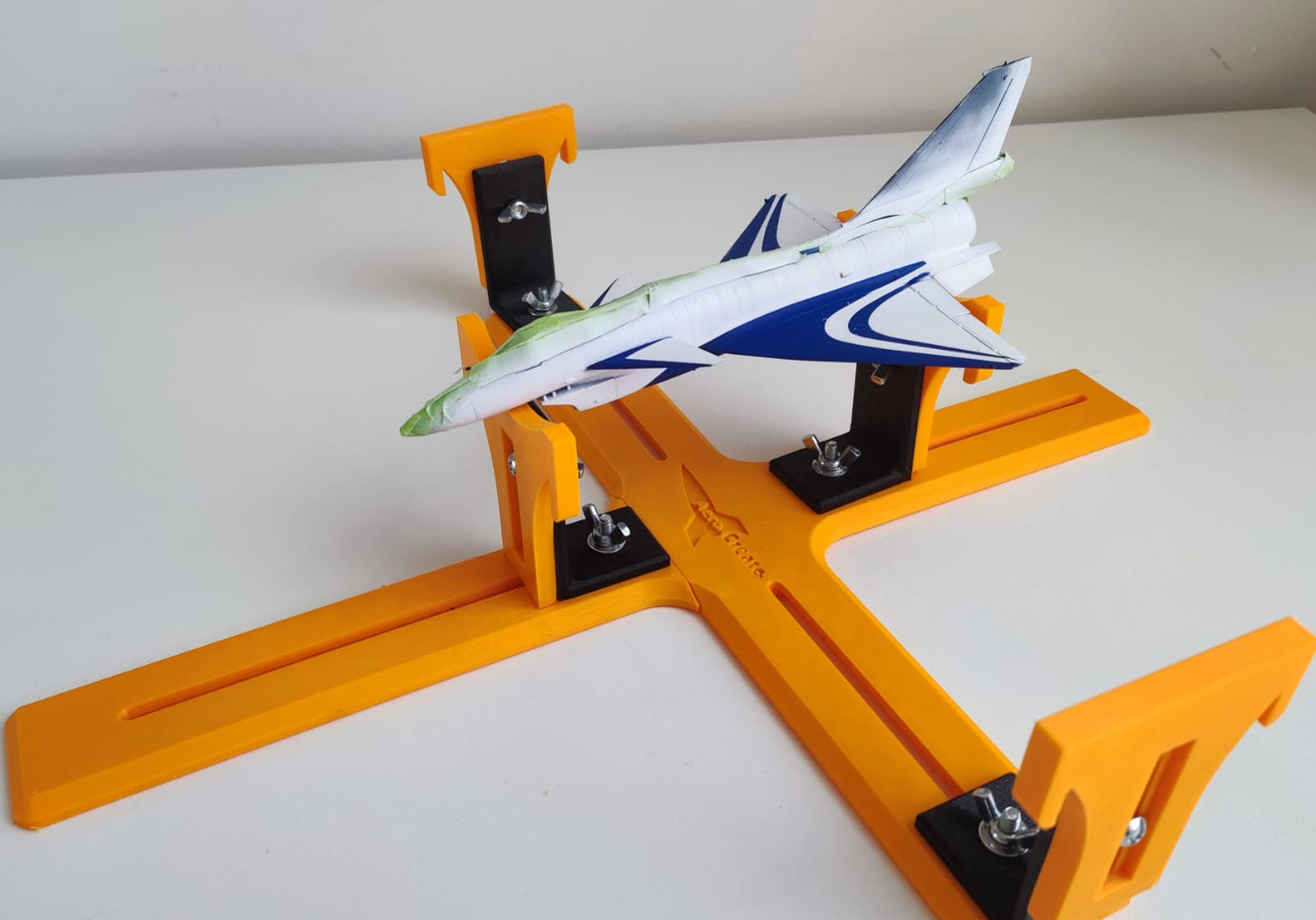 Scale Model Holder